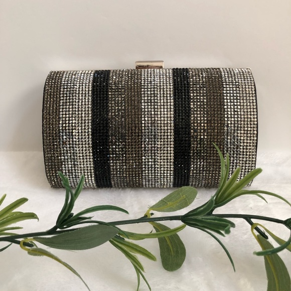 INC International Concepts Ranndi Clutch - Picture 3 of 5